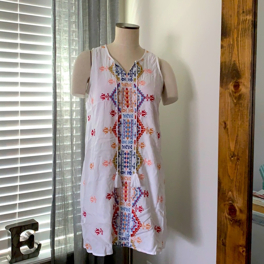 Clean, Dainty Summer dress size Small